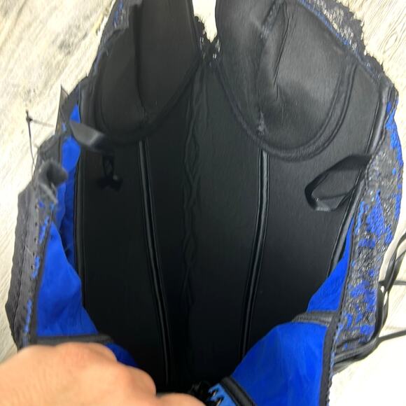 Frederick’s of Hollywood Women’s 38 Imogen Pearl Corset Panty Lingerie Set NEW - Picture 5 of 7